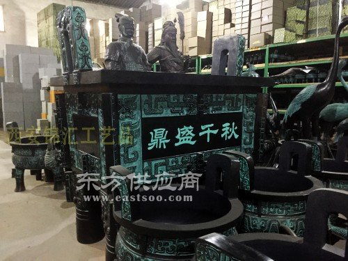 仿古何尊 青铜器工艺品厂 定制青铜尊摆件图片